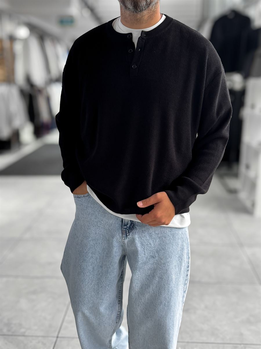Black Button-Collar Oversized Knit Sweatshirt PM-009