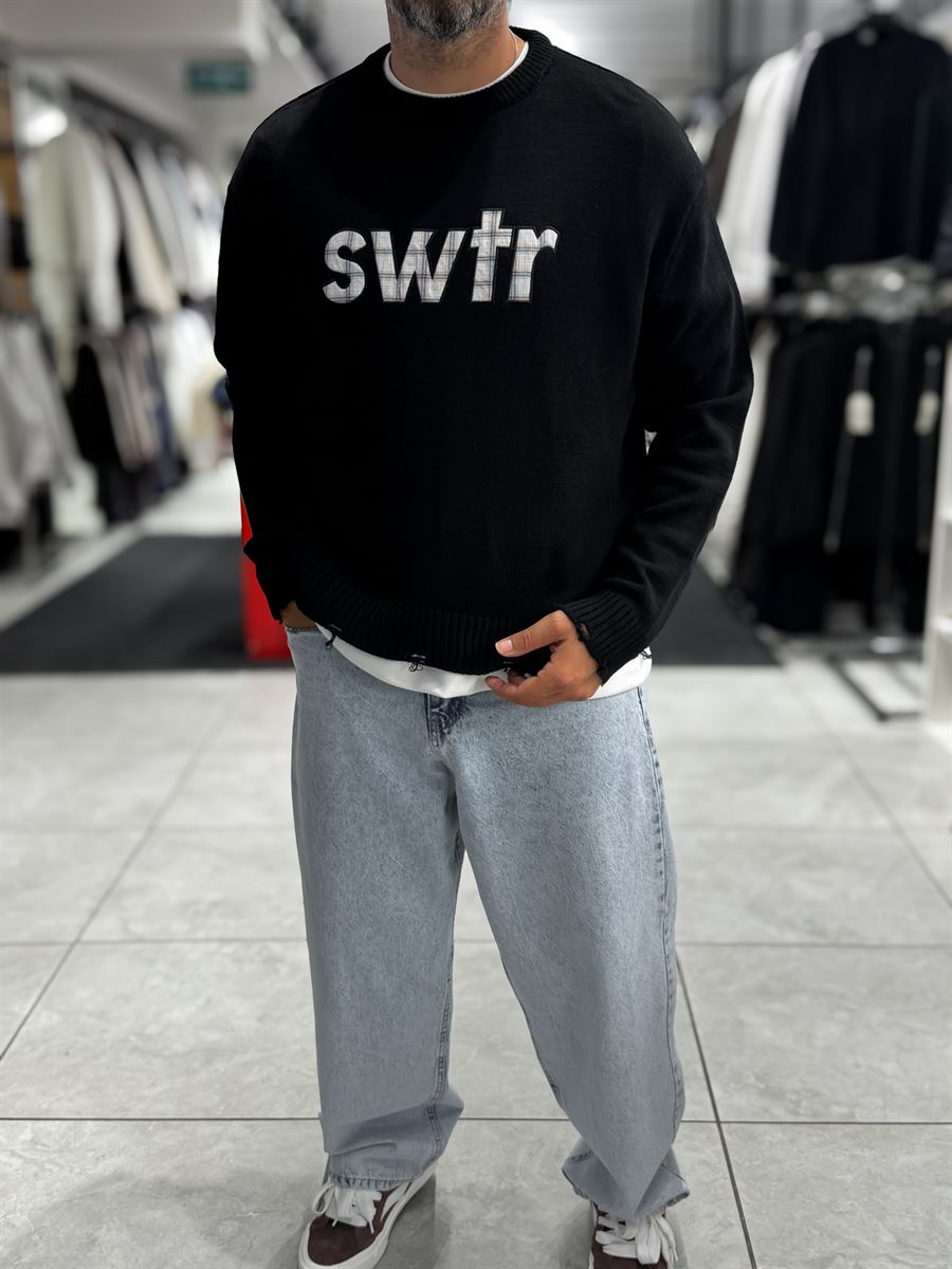 Black Front Patch Oversized Knit Sweatshirt PM-011