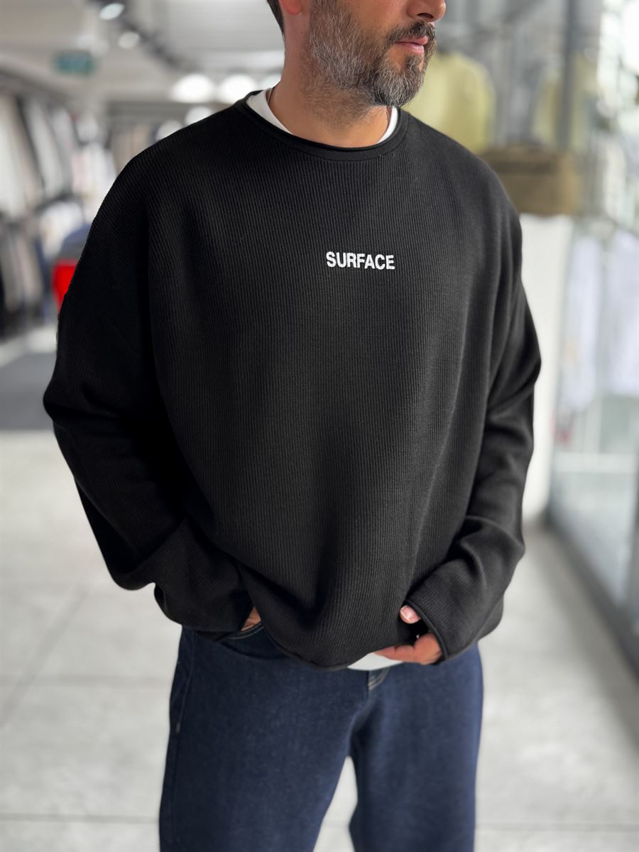 Black Surface Printed Oversized Knit Sweatshirt PM-019