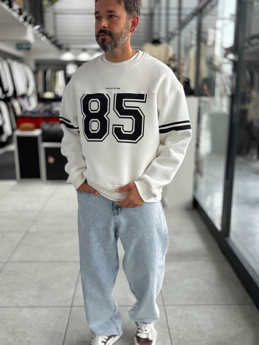 White 85 Printed Oversized Sweatshirt PM-108