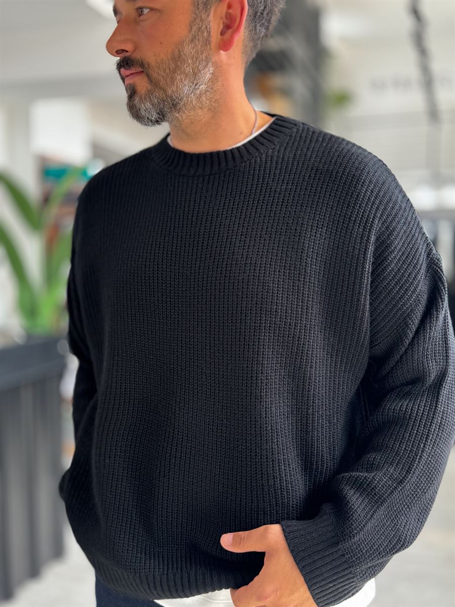 Black Basic Oversized Knit Sweater PM-008