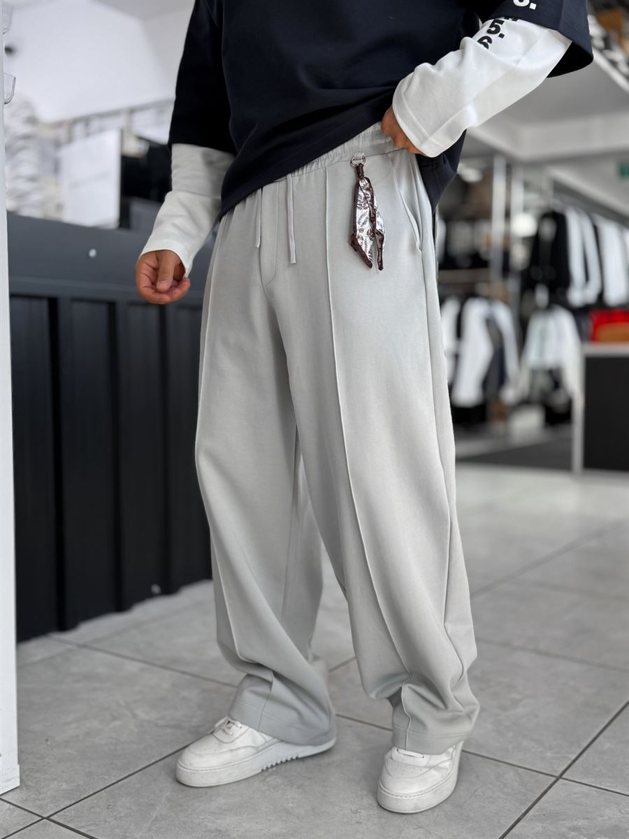 Gray Accessory Detail Baggy Sweatpants WE-5137