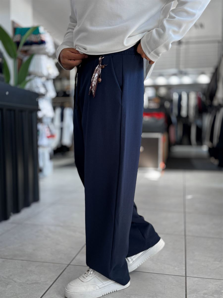 Navy Accessory Detail Baggy Sweatpants WE-5137