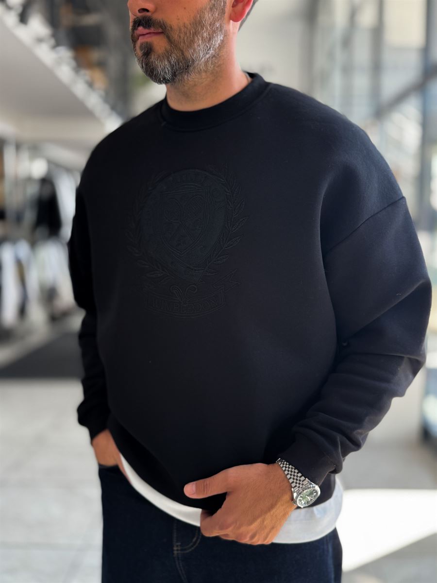 Black Tennis Crest Embroidered Sweatshirt HM