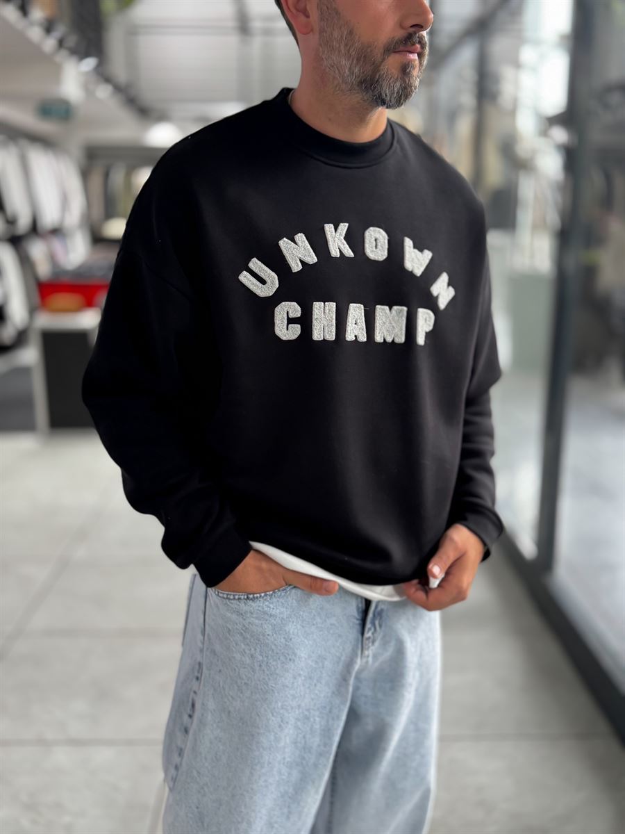 Black Unknown Embroidered Oversized Sweatshirt HM-