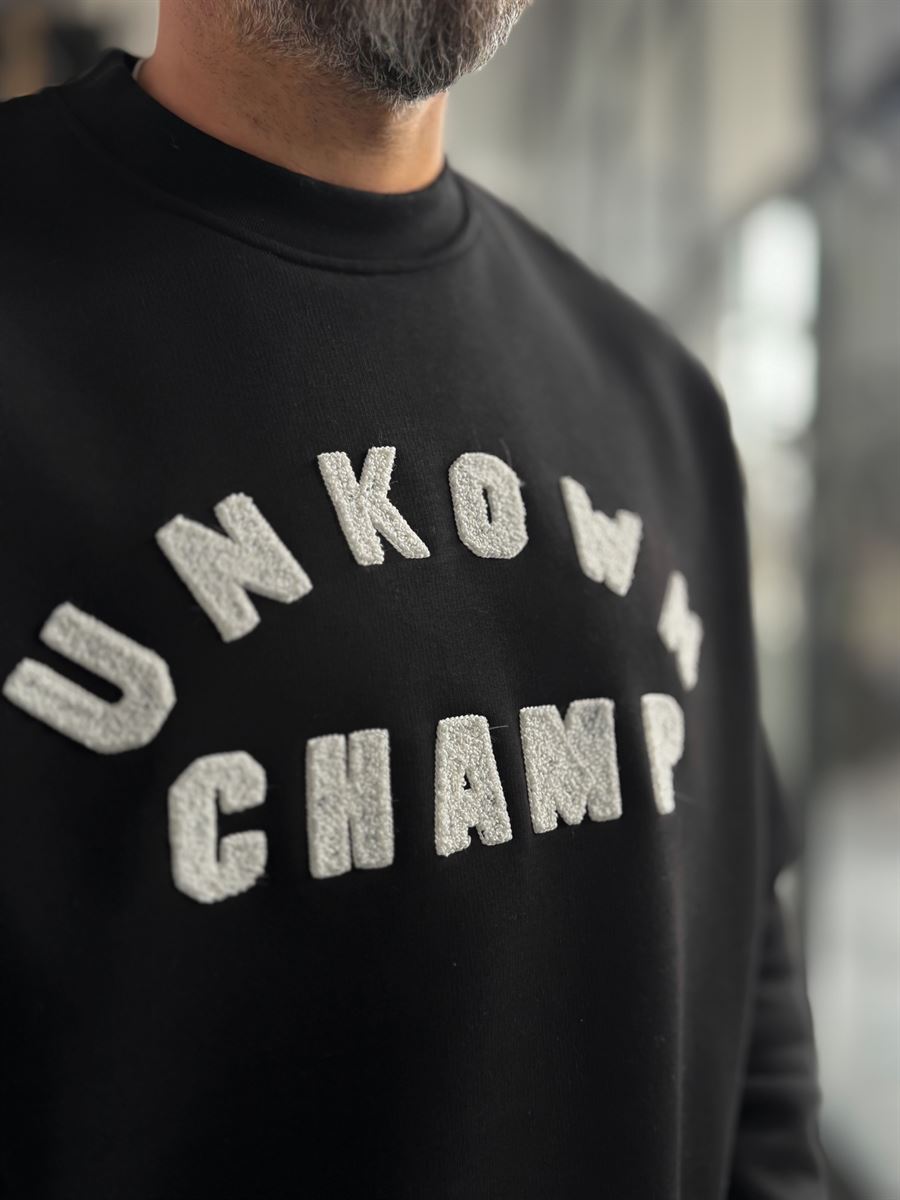 Black Unknown Embroidered Oversized Sweatshirt HM-