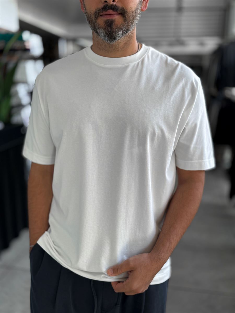 White Regular Fit Basic T-Shirt MRK-2762