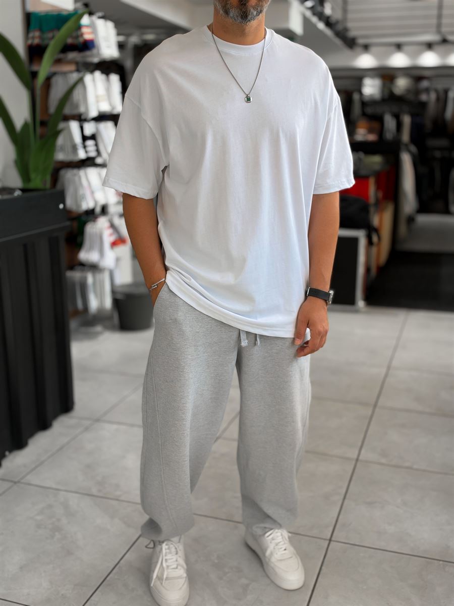 White Oversized Basic T-Shirt MRK-0426