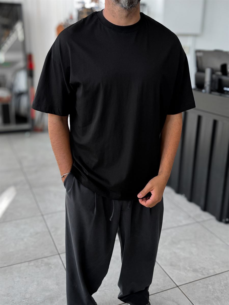 Black Oversize Basic T-Shirt MRK-0426