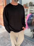Black Oversized Sweatshirt with Distressed Collar MRK-2617