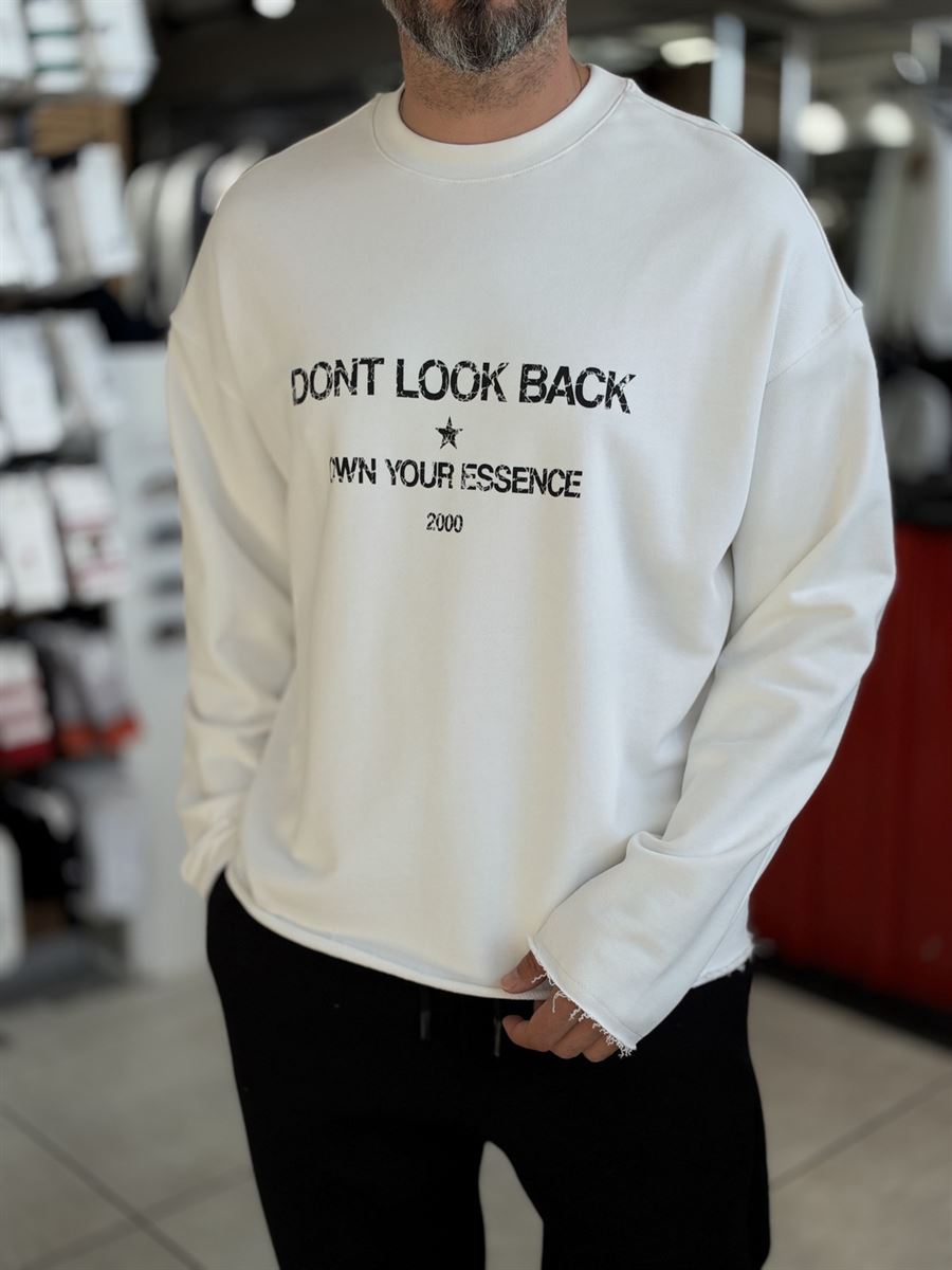 White Sweatshirt with Cut-Off Sleeve Look Print ES-204