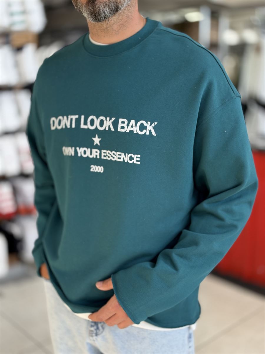 Green Sweatshirt with Cut-Off Sleeve Look Print ES-204