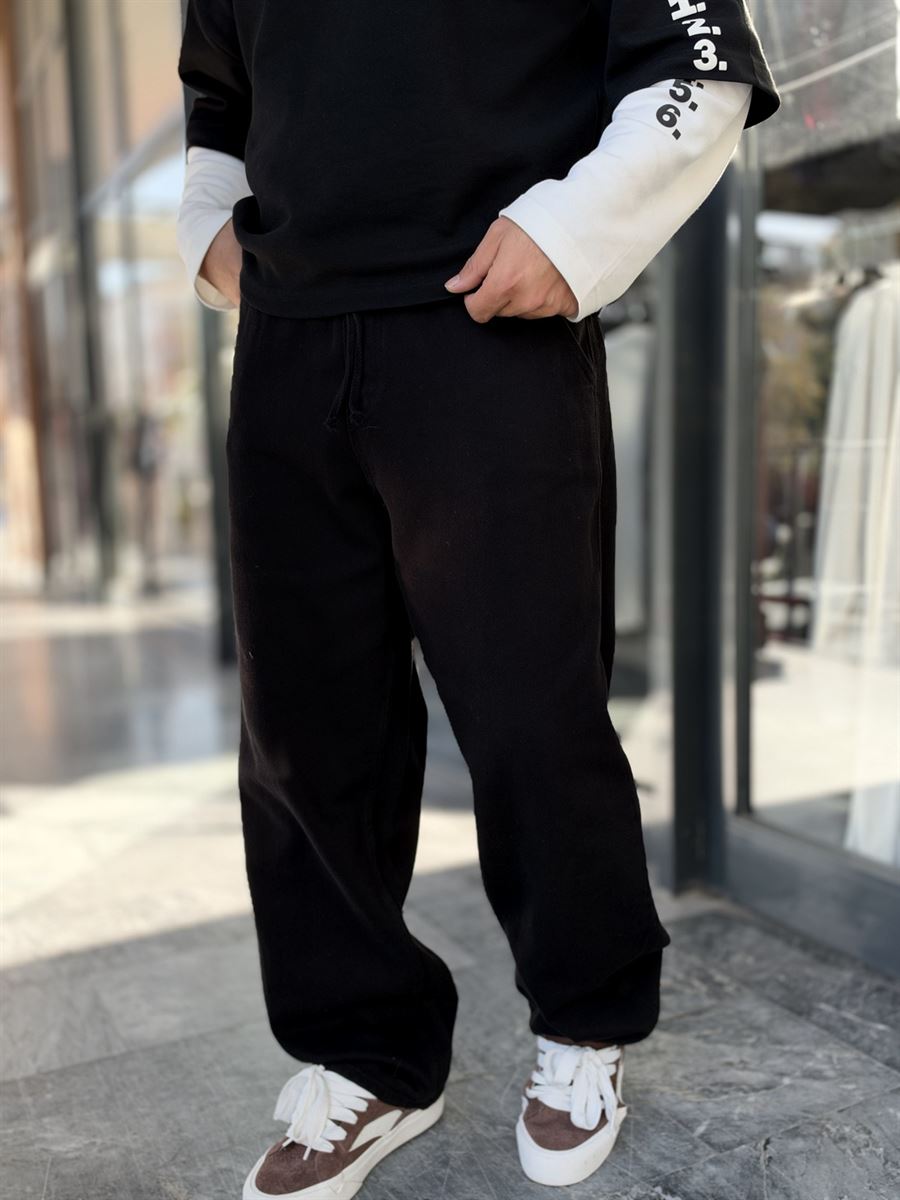 Black Textured Gabardine Baggy Trousers WE-2870