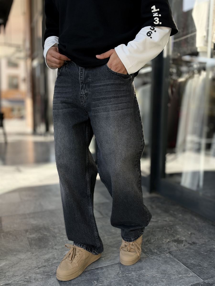 Anthracite Stonewashed Baggy Jeans with Embroidered Pocket WE-3507