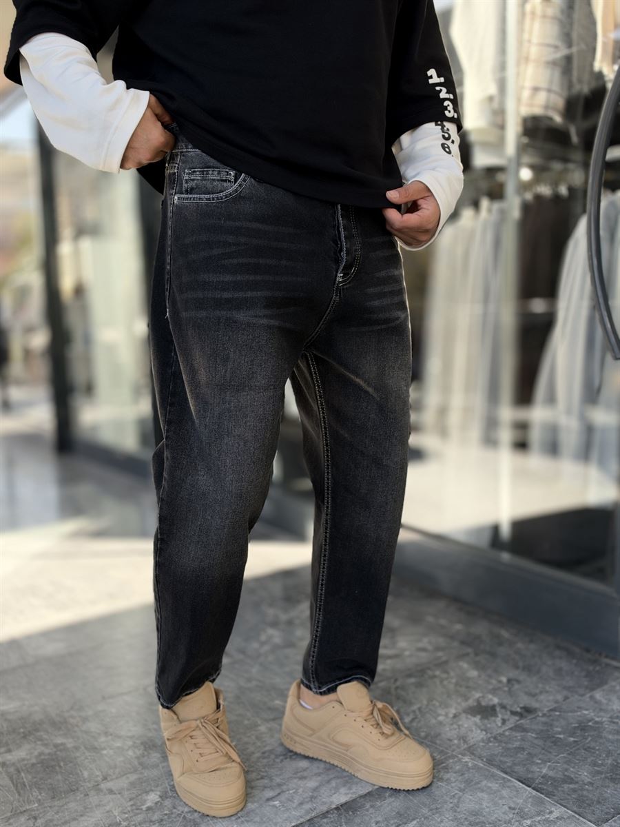 Black Boyfriend Jeans with Stitch Effect WE-3222/2904