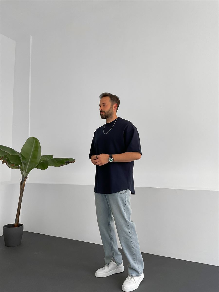 Double-Thread Basic T-Shirt