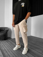 Relaxed Pants with Cargo Pockets