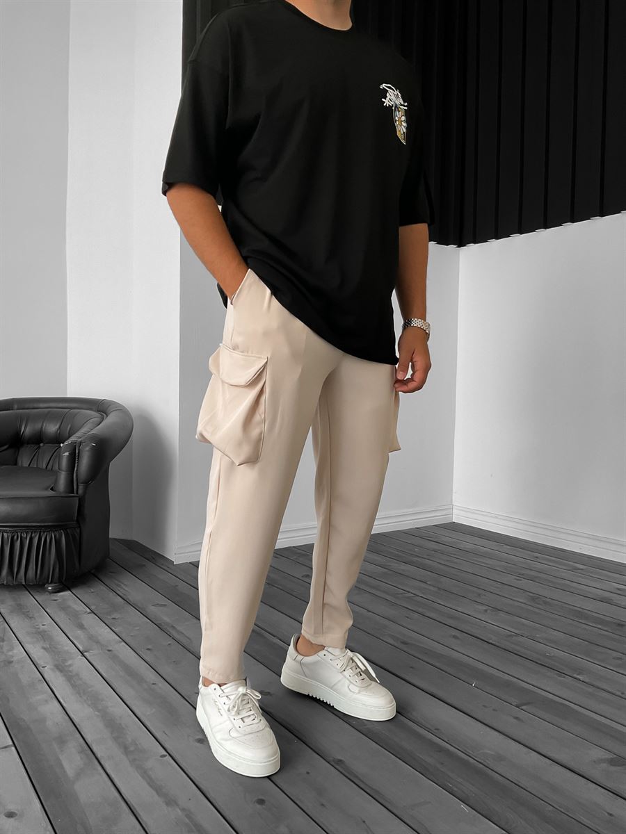 Relaxed Pants with Cargo Pockets