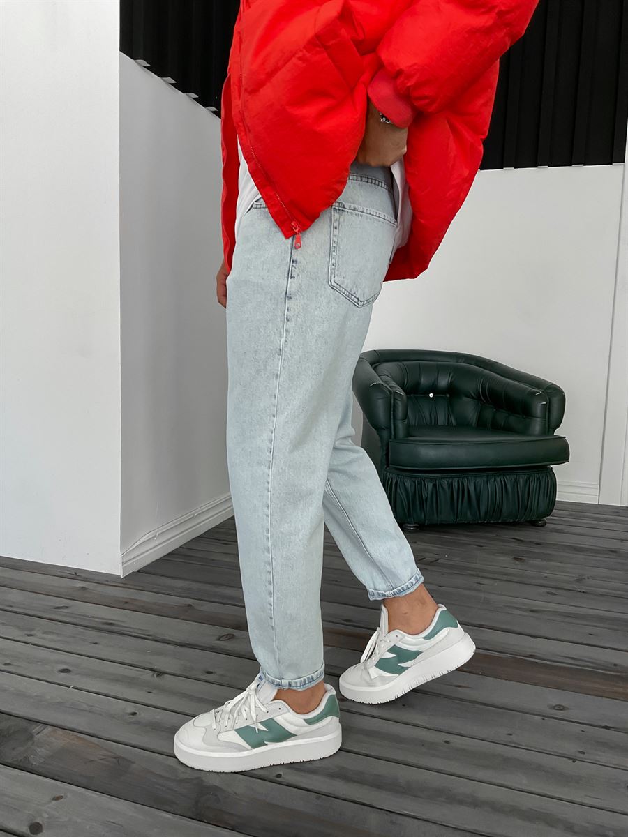 Boyfriend Jean