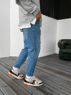 Distressed Boyfriend Jean