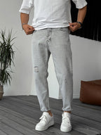 Distressed Boyfriend Jean