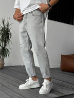 Distressed Boyfriend Jean