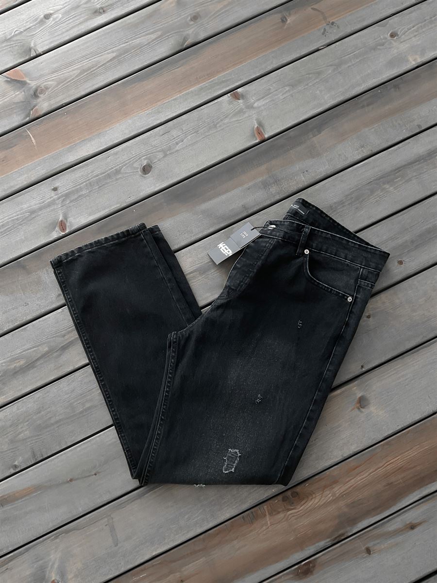 Distressed Baggy Pants