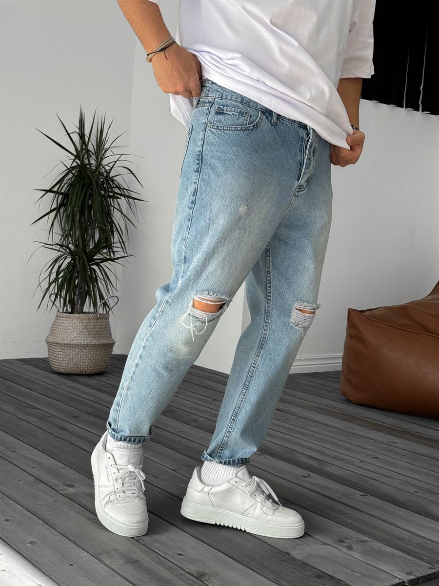 Distressed Washed Boyfriend