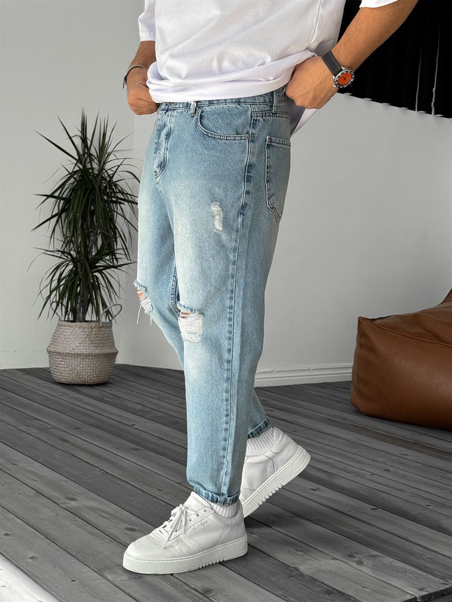 Distressed Washed Boyfriend