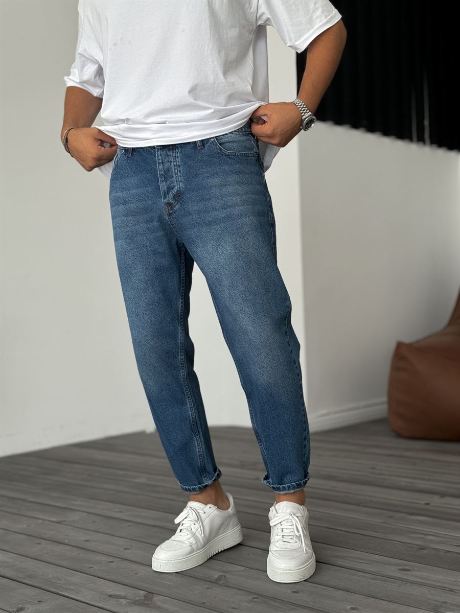 Effected Washed Boyfriend Jean