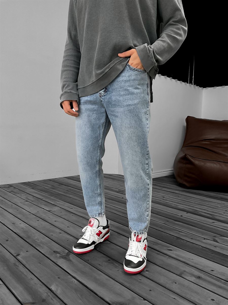 Effected Washed Boyfriend Jean