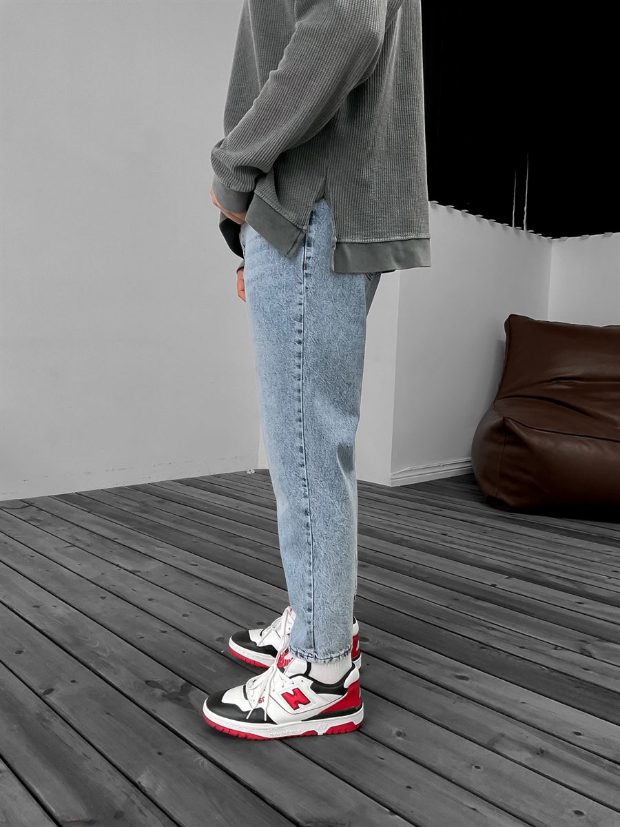 Effected Washed Boyfriend Jean