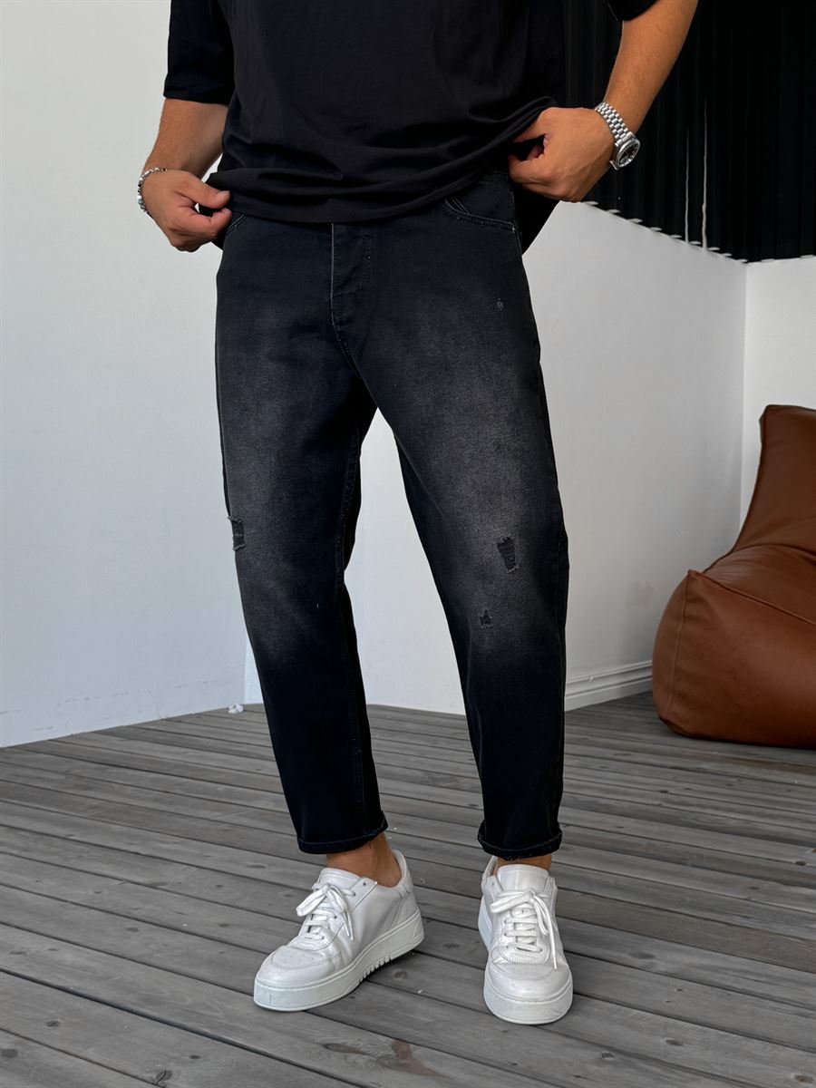 Distressed Detail Boyfriend Jean