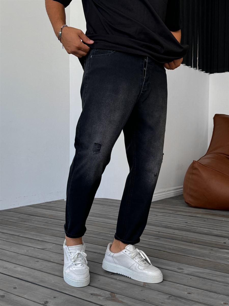 Distressed Detail Boyfriend Jean