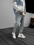 Distressed Detail Boyfriend Jean