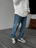 Distressed Baggy Jean