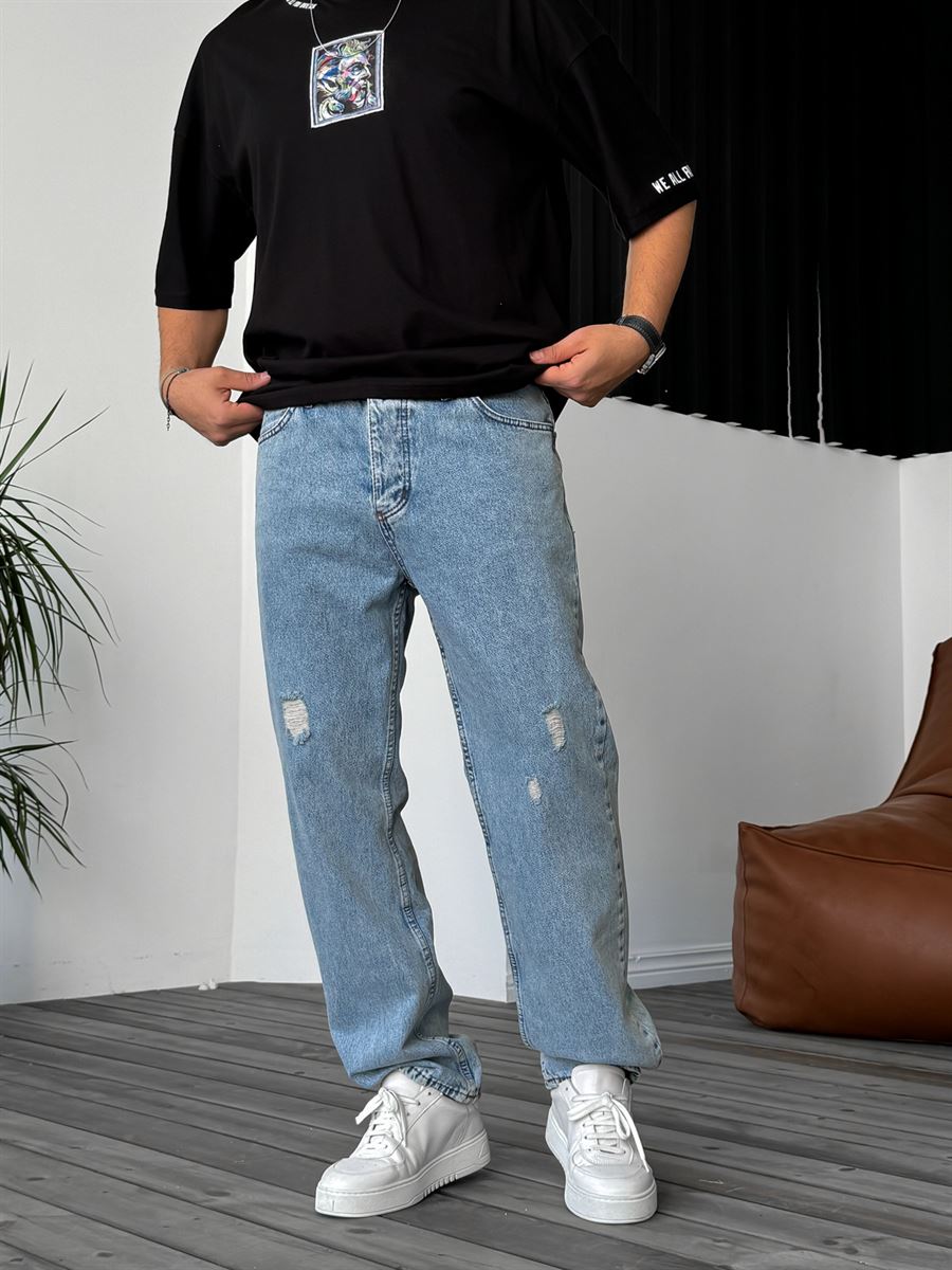 Distressed Baggy Jean