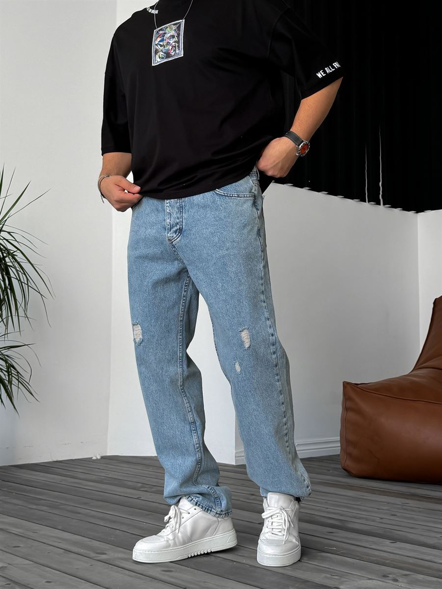 Distressed Baggy Jean