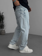 Distressed Baggy Jean