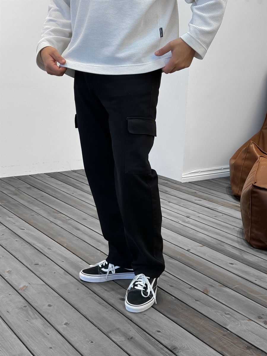 Cargo Pocket Baggy Jean