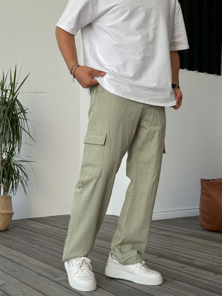 Cargo Pocket Baggy Jean