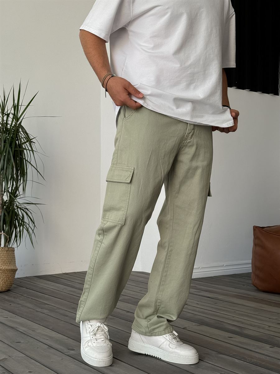 Cargo Pocket Baggy Jean