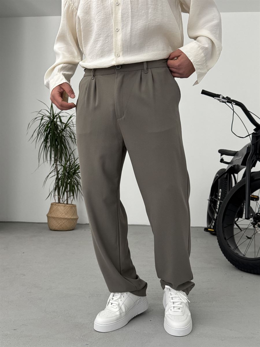 Loose Fit Trousers