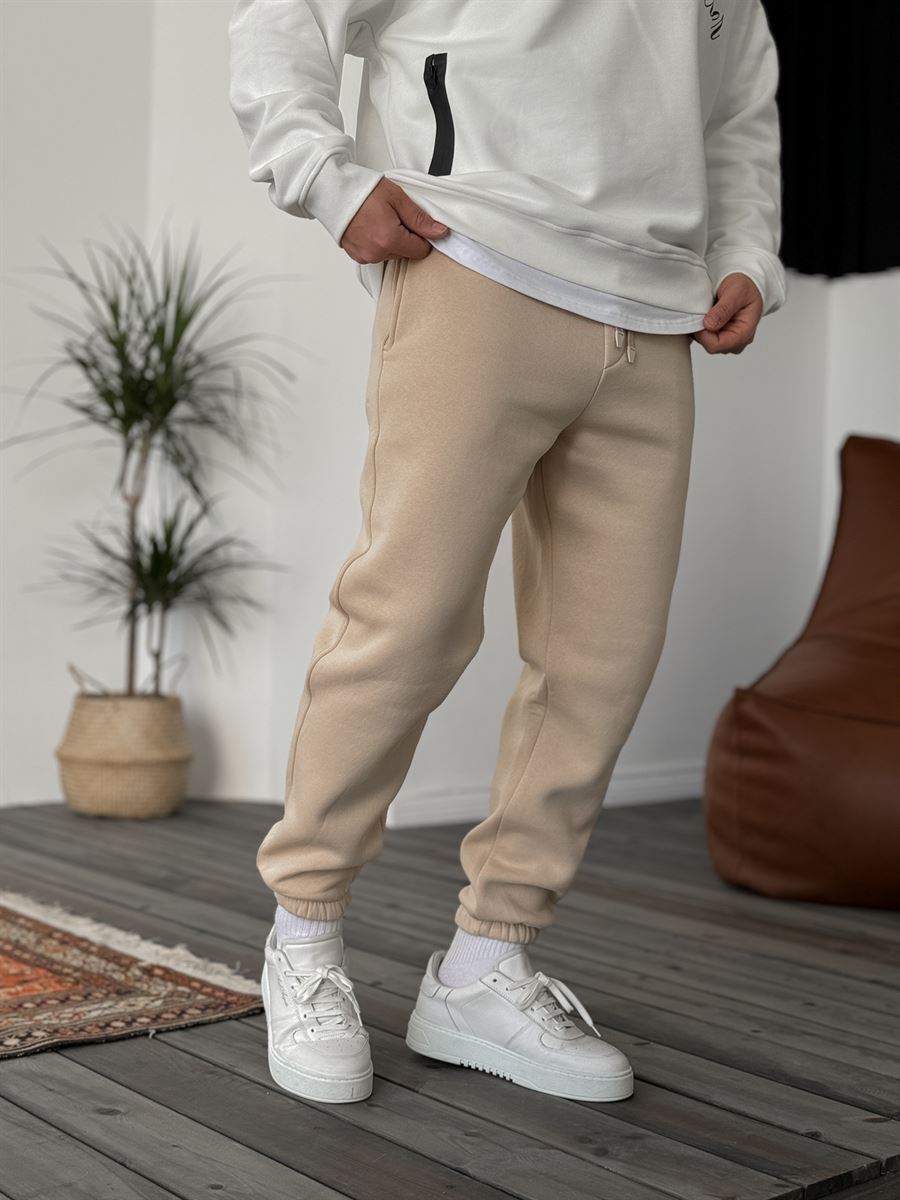 Fleece-Lined Sweatpants with Elastic Hem