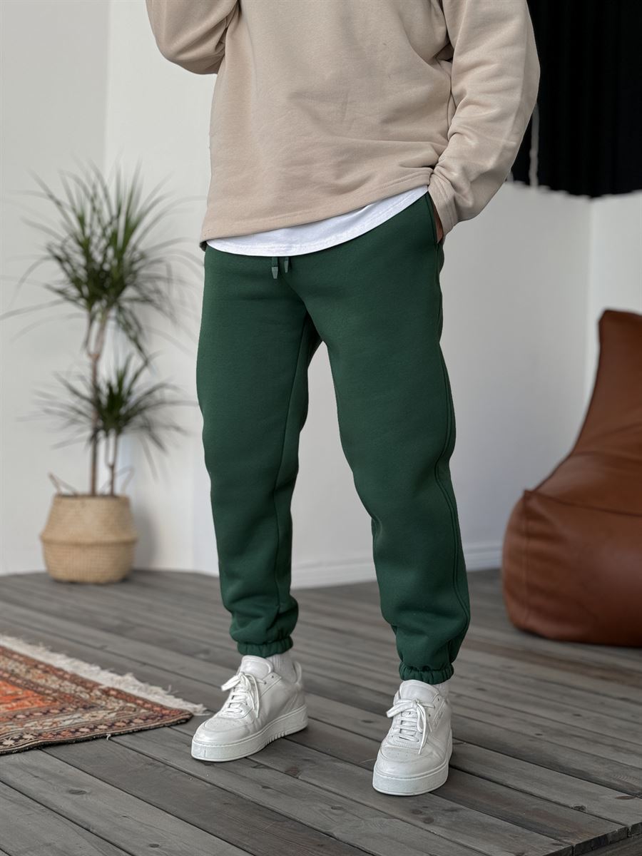 Fleece-Lined Sweatpants with Elastic Hem