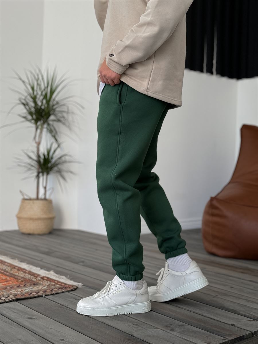 Fleece-Lined Sweatpants with Elastic Hem