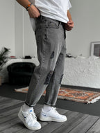 Knee Distressed Embroidered Boyfriend