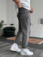 Knee Distressed Embroidered Boyfriend