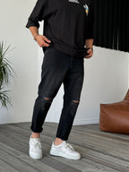 Knee Distressed Boyfriend