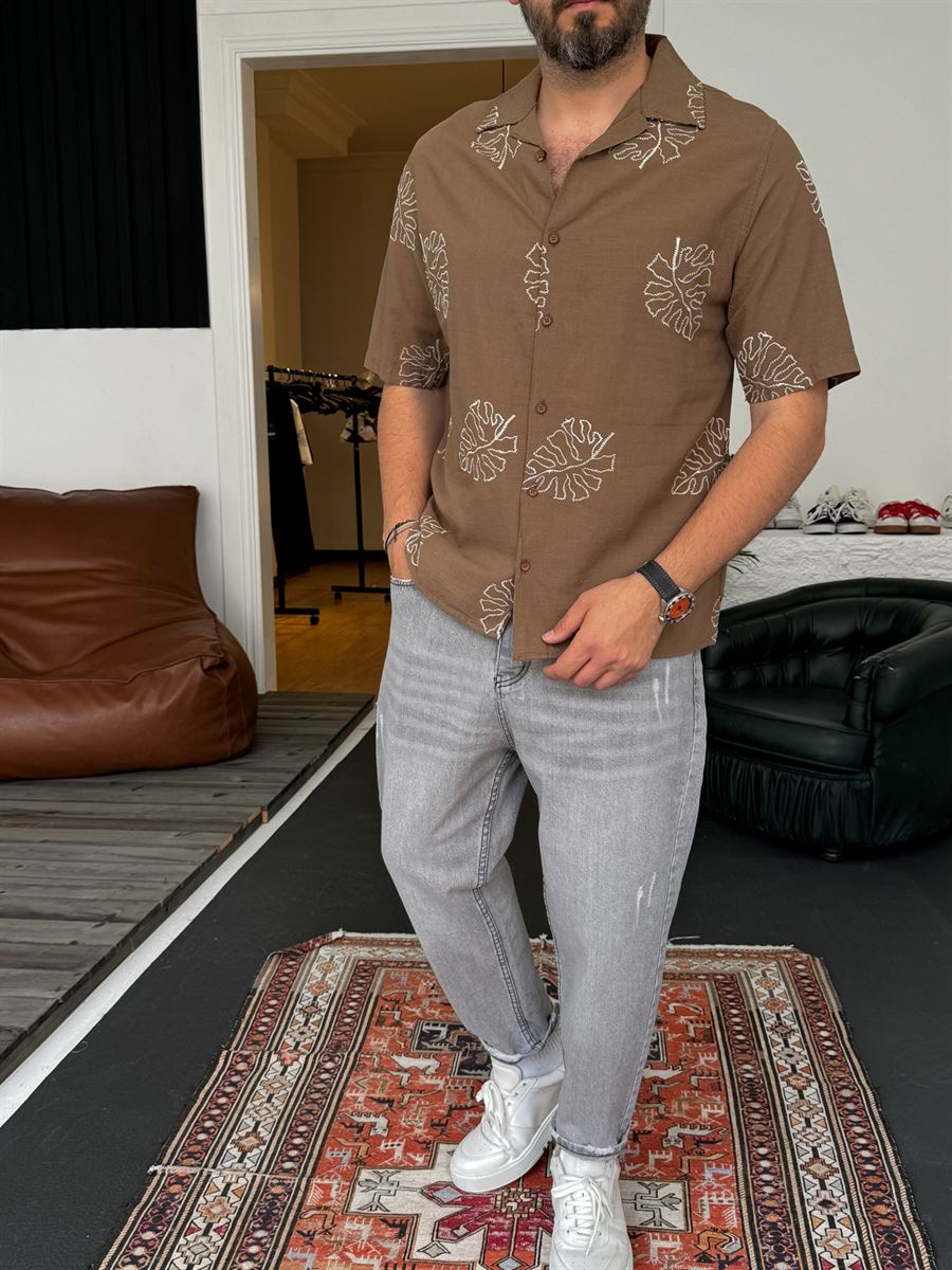 Leaf Embroidered Shirt